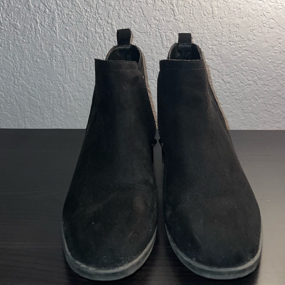 Black small booties